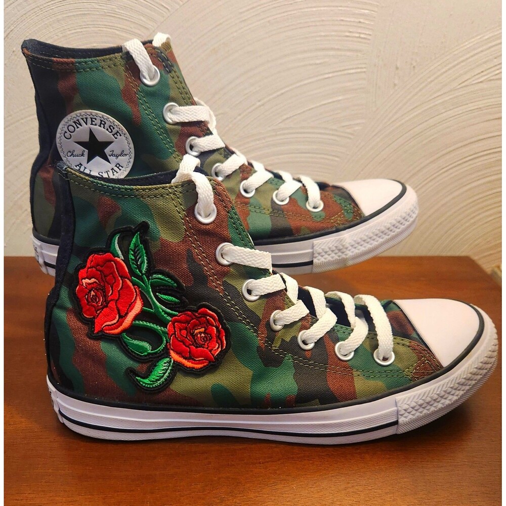Converse CT ALL STAR Hi Top Sneaker Camo Rose Women Size 8 M 6 Seldom Worn Mint